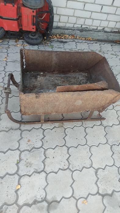Продам тележку и сани