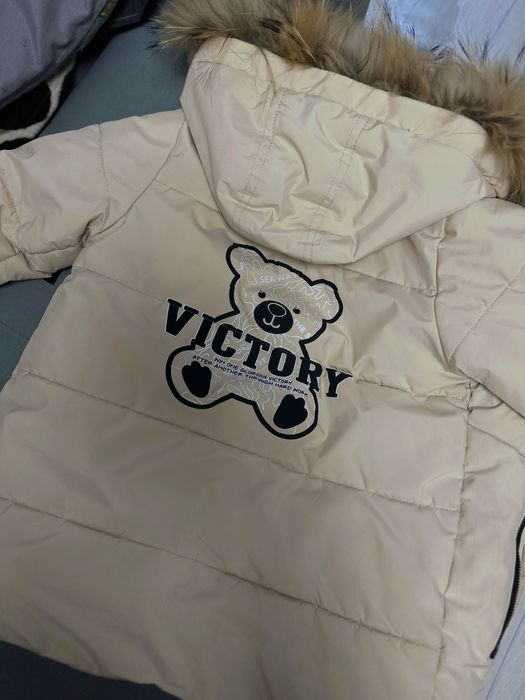 Продам  куртку демисезоную,