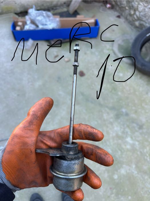 Актуатор /панел за мерцедес а класа