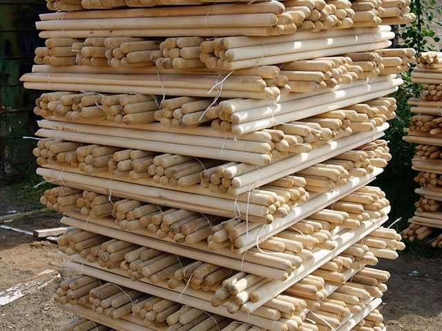 Черенок для лопаты