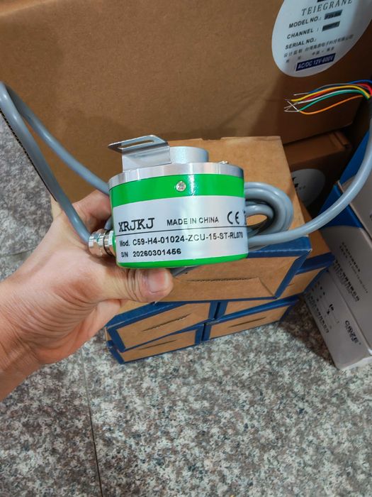 Энкодер двигателя для башенного крана и подъёмника Encoder 1024 PPR