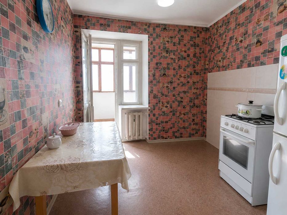 Продажа двухкомнатной квартиры в районе школы №17.