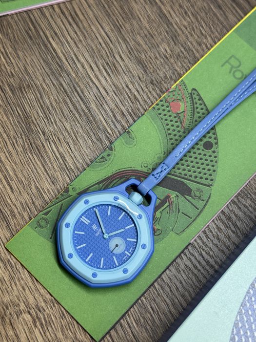 Н ов часовник Swatch x Audemars Piguet Royal Oak