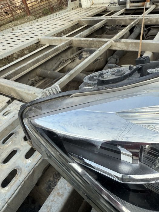 Лед фарове Бмв ф30/31 (led farove bmw f30/31)