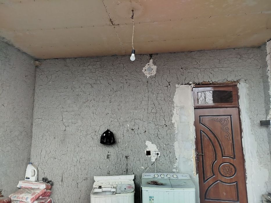 3 xonali uy sotiladi