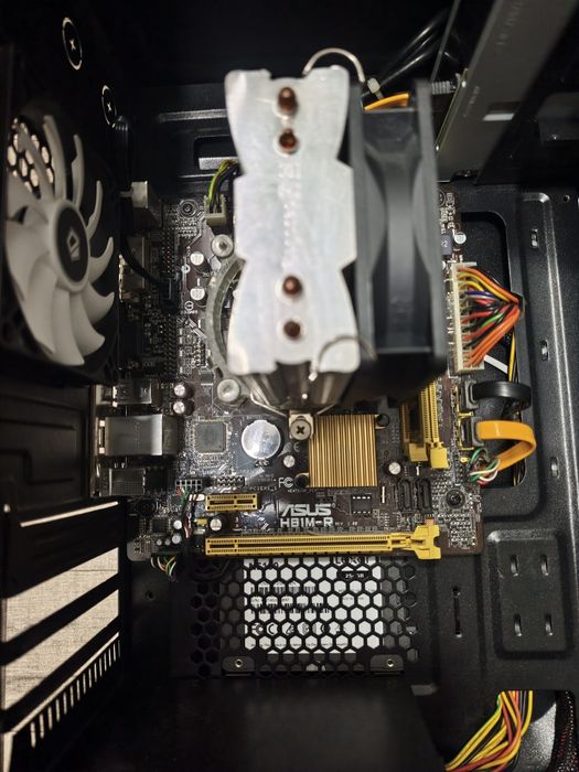 Sistem PC Office / Kit Asus H81M-R LGA 1150 + Intel G3220 + 8GB DDR3 Zeppelin + Sursa Sirtec 400W + Zalman T3
