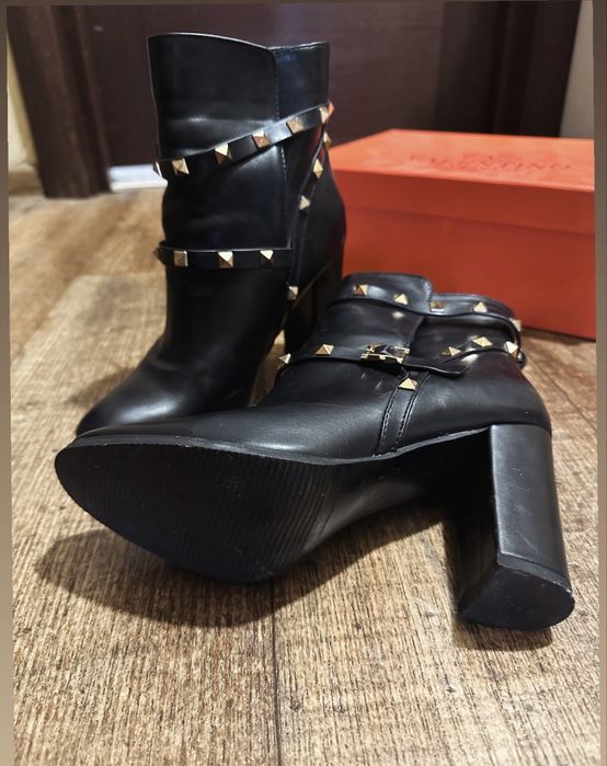 Ботильоны Valentino