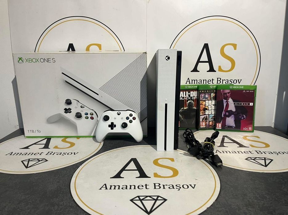 Consola Xbox One S 1TB la cutie + 3 jocuri
