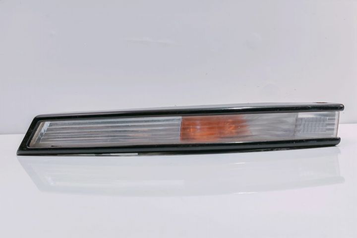 Lampa semnalizare  stanga cu ornament 3C0953041L Volkswagen VW Passat