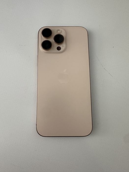 V/S Iphone 16 pro 90 baterie