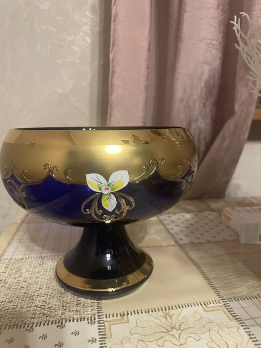 Продам новую вазу