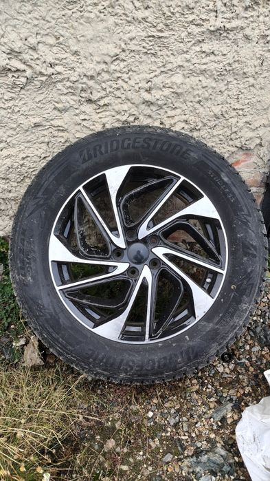 Резина б/у Bridgestone Blizzak
