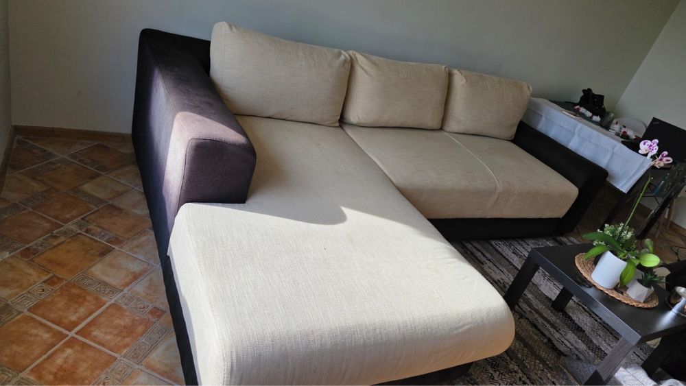 Подарявам спешно ъглов диван