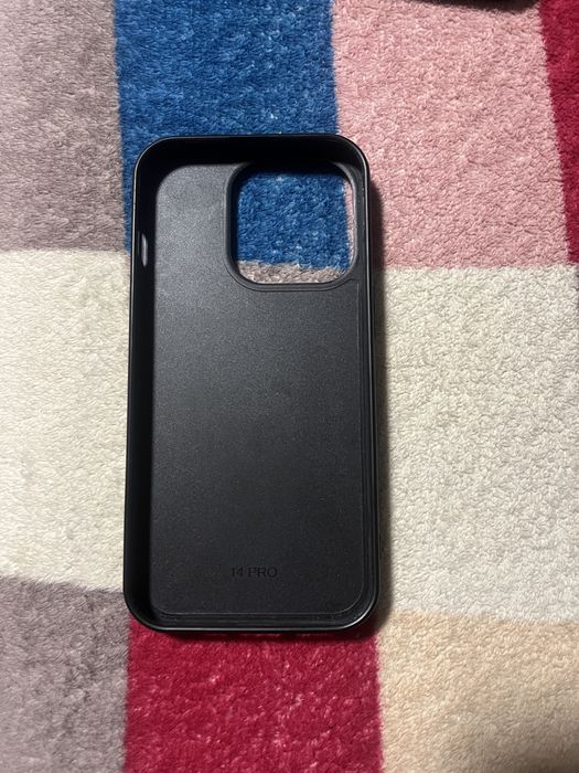 Продаю чехлы на 14 про