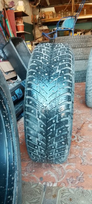 Продам зимние шины балоны с дисками