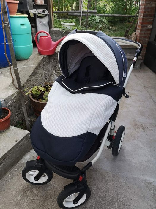 Детска количка 3 в 1