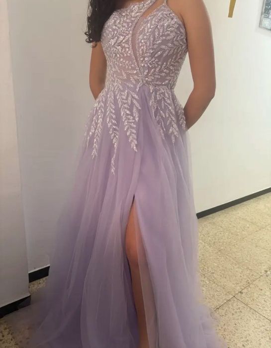 Нова Официална рокля „Lavender Elegance"