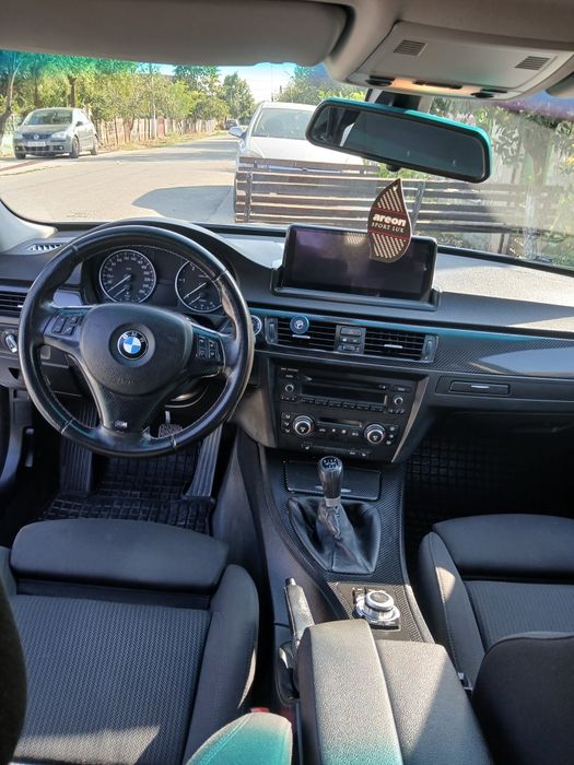 Vând bmw e 90 facelift