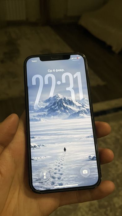Iphone 12 в хорошем состояний
