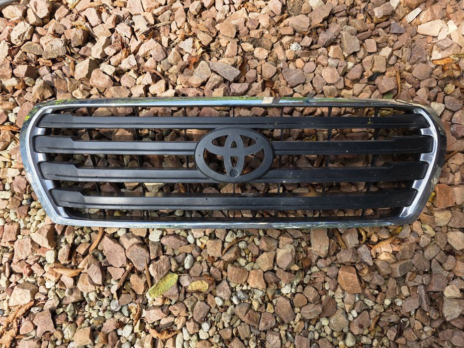 Решетка за Land Cruiser J200