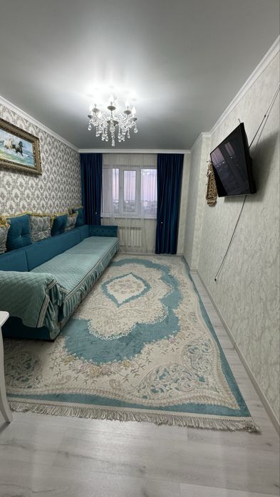 Диван в очень хорошем состоянии