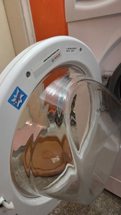 Придавам пералня 50евр.