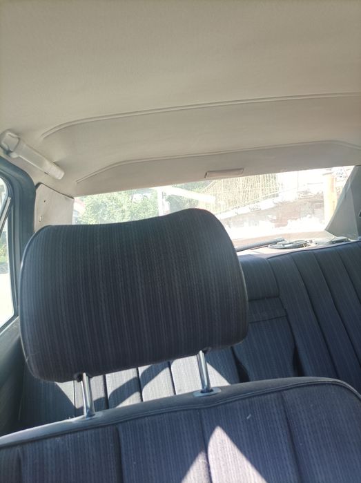 Мерцедес 124 ,200 е