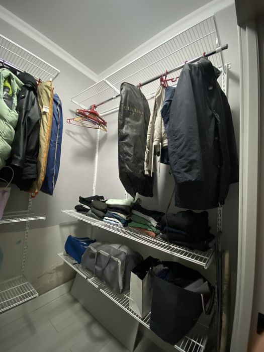 Продам гардероб в отличном состоянии