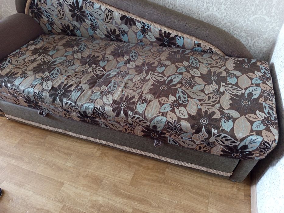 Диван Тахта в хорошем состояний