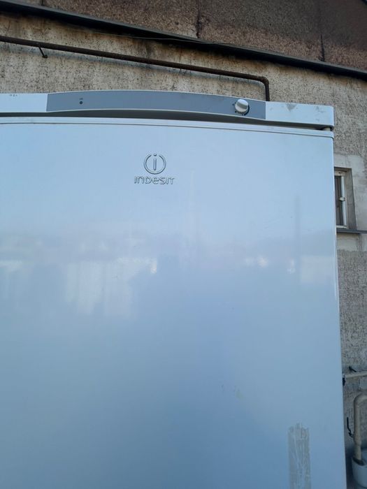 Продам б/у холодильник