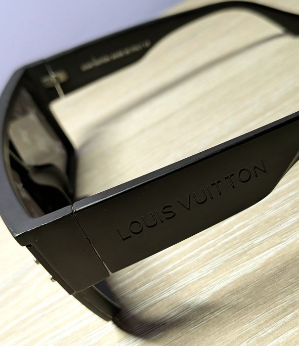 Vand Ochelari LV negri