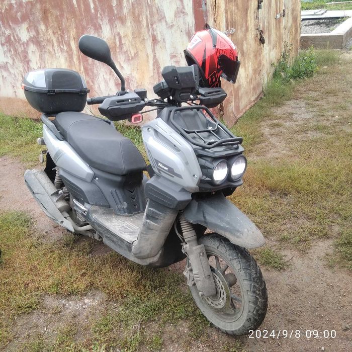 Продам скутор танк про