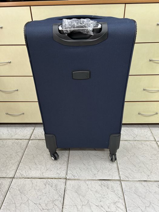 Нов Голям Куфар плат от магазин