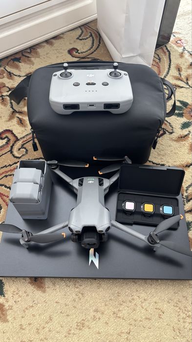Продам DJI Mini 5 Pro Fly More Combo (Есть торг)