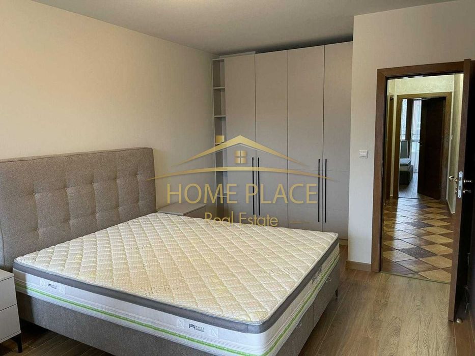 Дава се под наем Тристаен апартамент в Варна, Център - 115 кв.м за 1196.97 € - Снимка #2