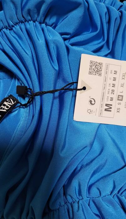 Синя рокля на Зара