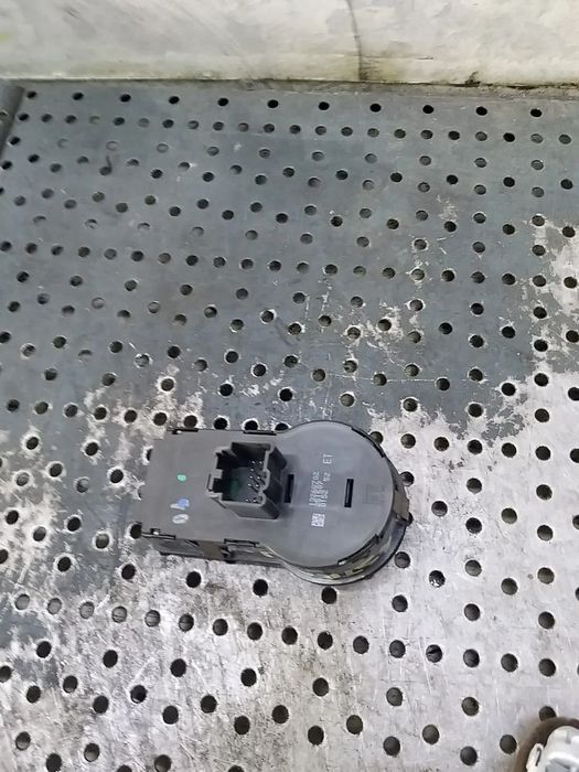 Bloc lumini opel astra j 13268702