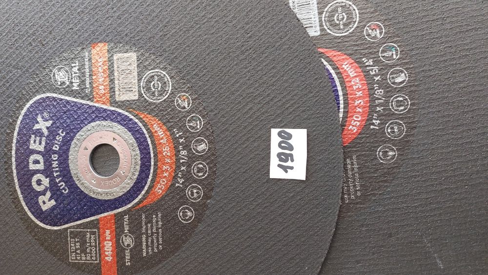 Продам отрезной диск по металлу.