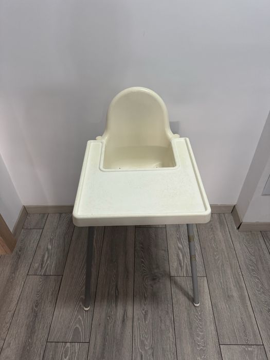 Scaun inalt masa copii