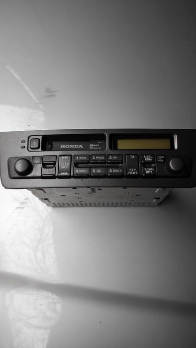 Авторадиокасетофон за хонда сивик