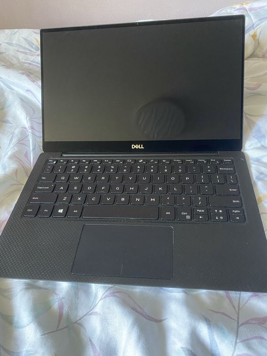 Dell XPS 7390 13" Touch 4K  i7-10910U 16GB RAM 2TB SSD