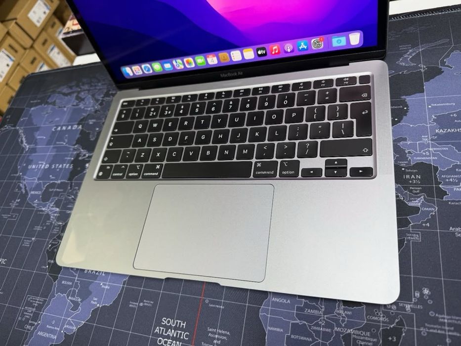 MacBook Air 13 M1/8Gb/SSD256Gb/311ц