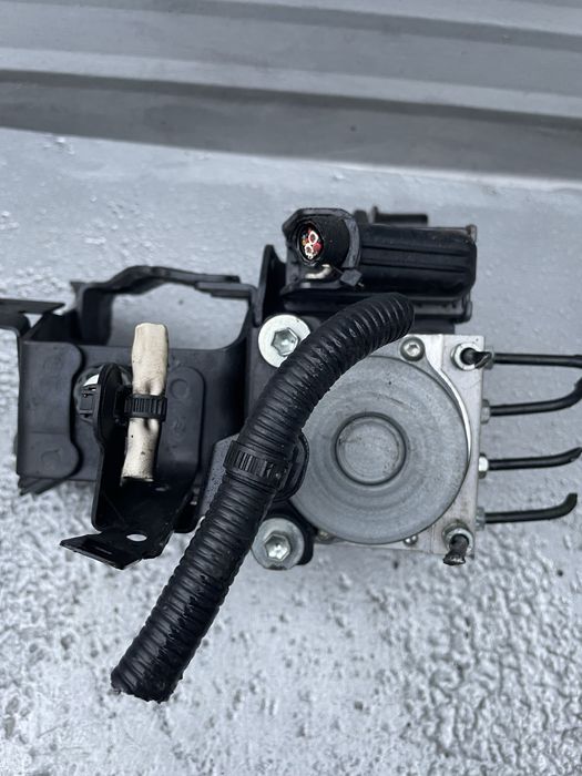 АБС модул Тойота Ц-ХР, 1.8хибрид (abs module toyota c-hr)