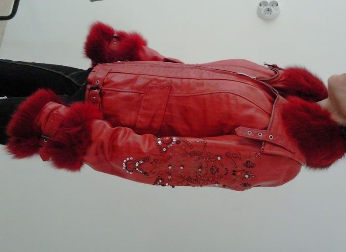 Дамски кожени якета и дамско палто