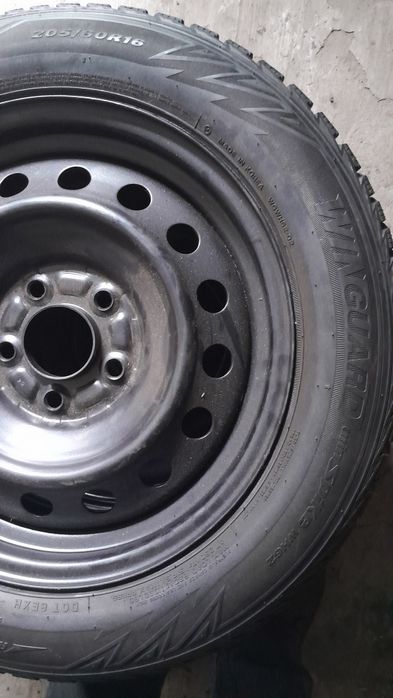 Продам шины. 205/60 R16