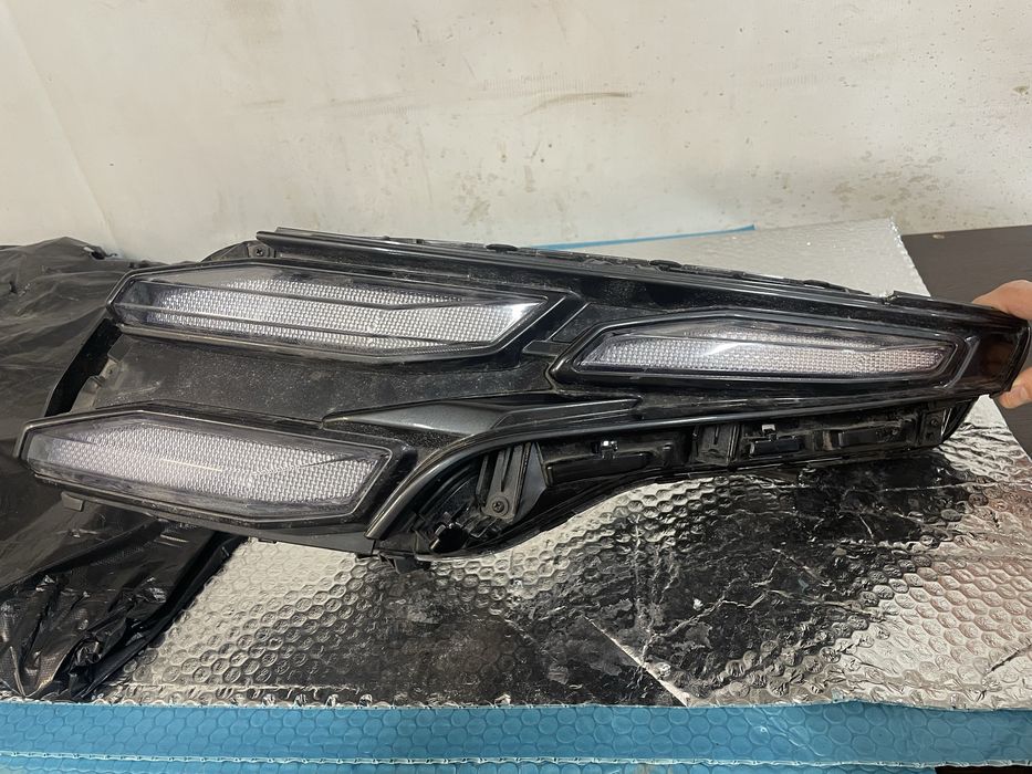 Продам фары HYUNDAI TUCSON 2025