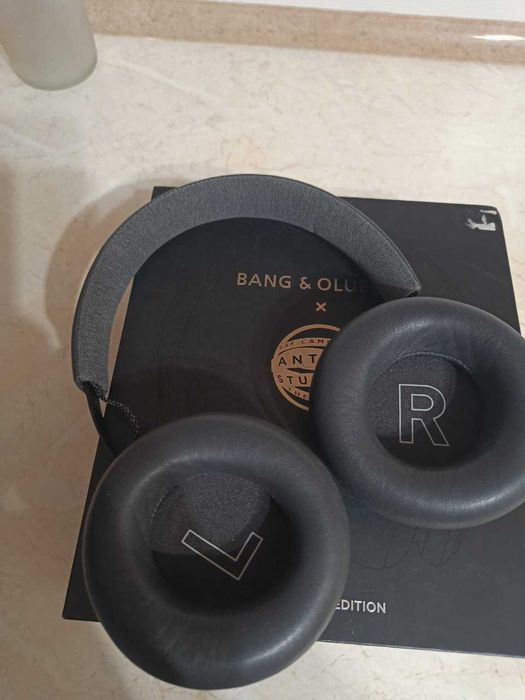 Bang & Olufsen H4 Raf Camora edition