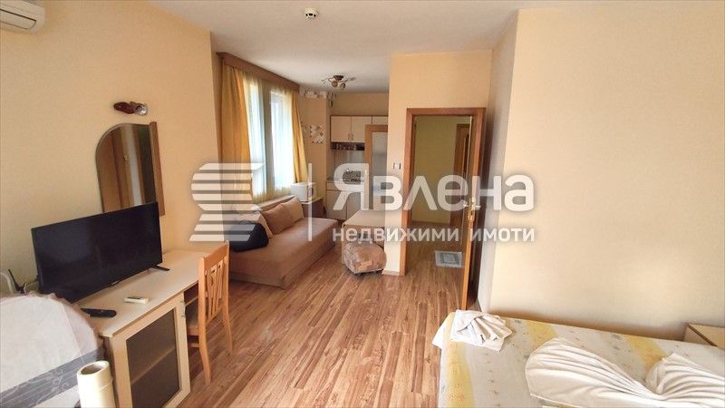 Продава се Двустаен апартамент в Созопол - 68 кв.м за 1353 €/кв.м - Снимка #1