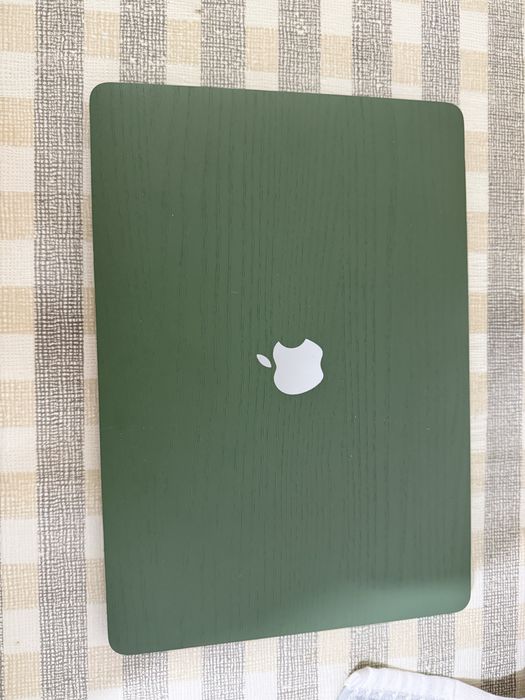 Macbook pro 2022