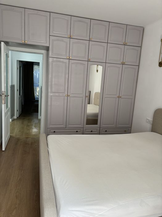 Дава се под наем Тристаен апартамент в Бургас, Център - 85 кв.м за 765 € - Снимка #10